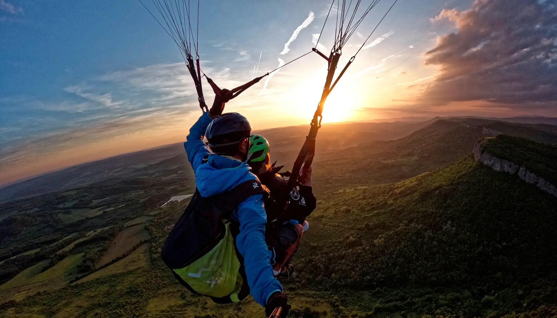 тандемни полети с парапланер